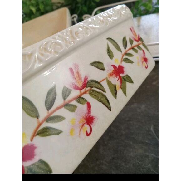 Temp Tations 9pc Casserole Bakers Set 2.5, 2.0 & 1.5qt Magnolia Design Embossed - Picture 6 of 12